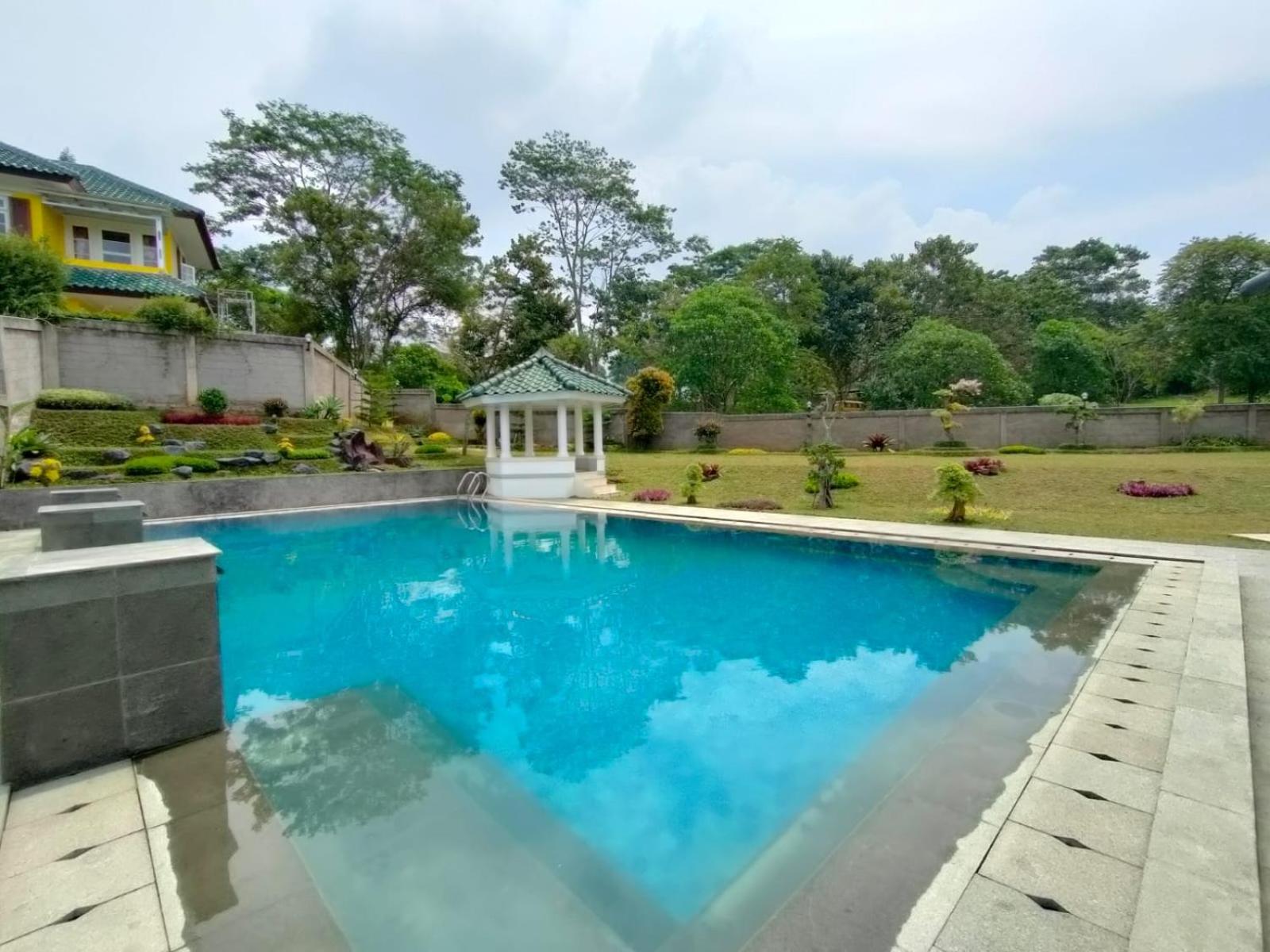 Villa Puncak Resort Gunung Agung Cikundul Exteriör bild